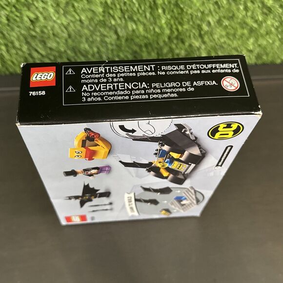 LEGO 76158 Batman Batboat The Penguin Pursuit! New Retired Damaged Box - Picture 4 of 6